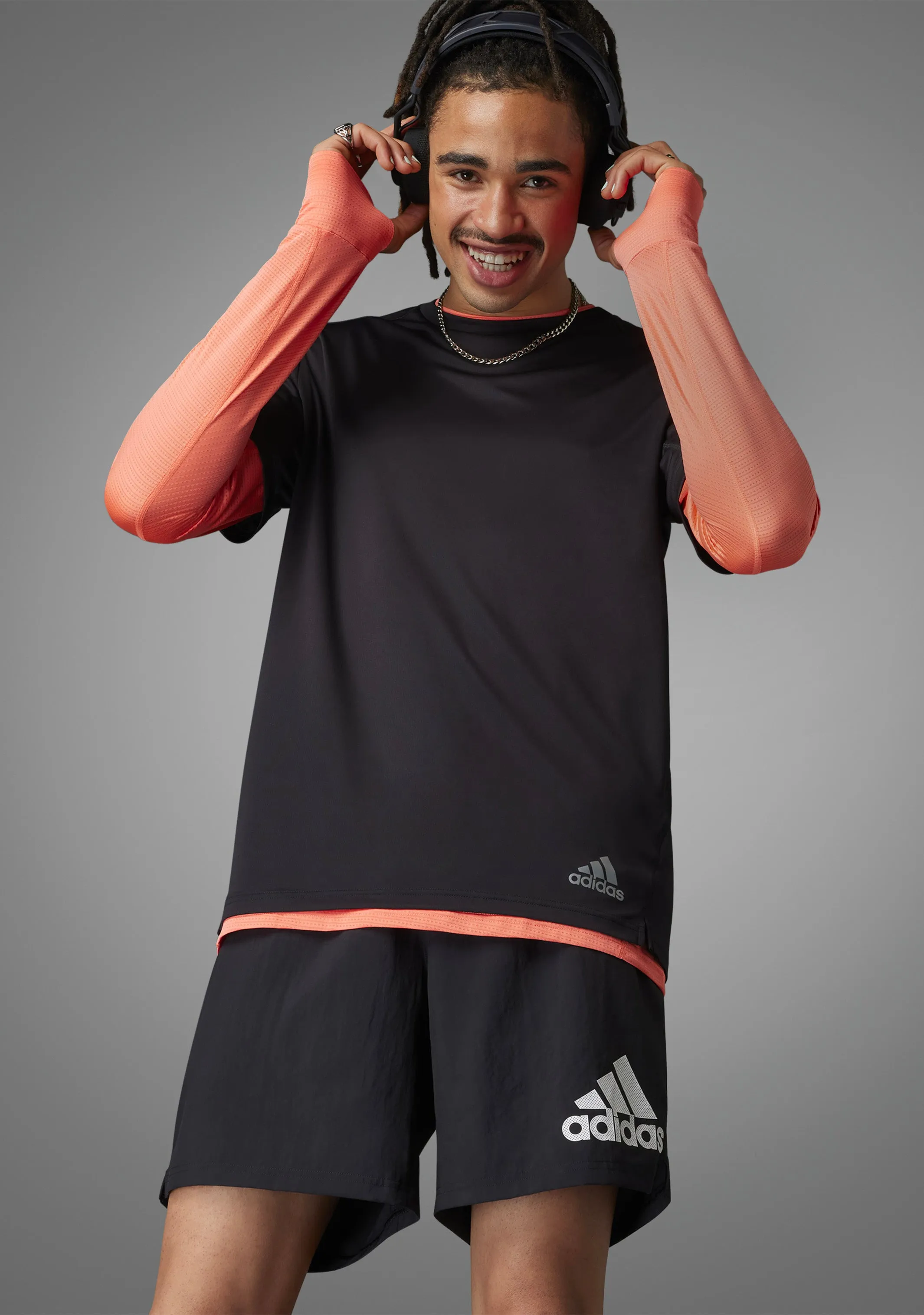 Adidas Mens Run It 7 Inch Shorts <br> H59883