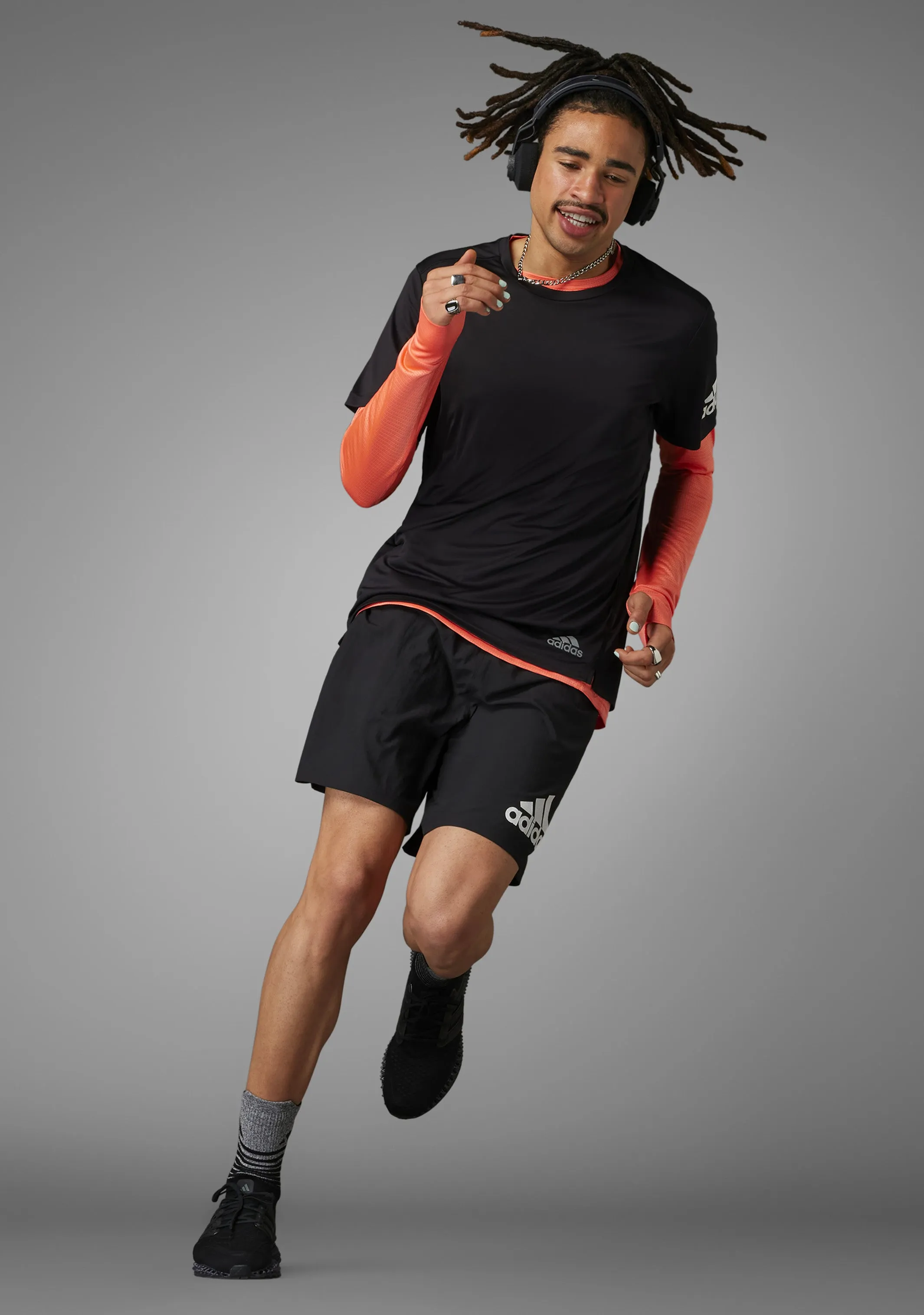 Adidas Mens Run It 7 Inch Shorts <br> H59883
